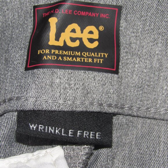 NWT LEE Mid Rise Straight Leg Wrinkle Free Gray Career Pants Size 14 Medium - Picture 5 of 8
